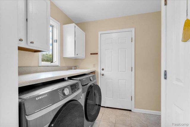 731 Berkshire Drive, Saline, MI 48176