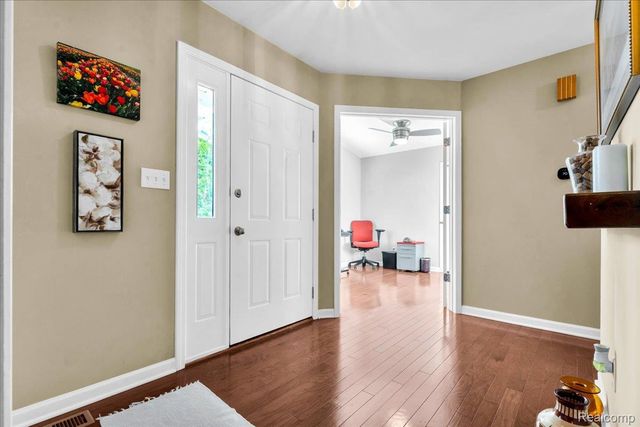 731 Berkshire Drive, Saline, MI 48176