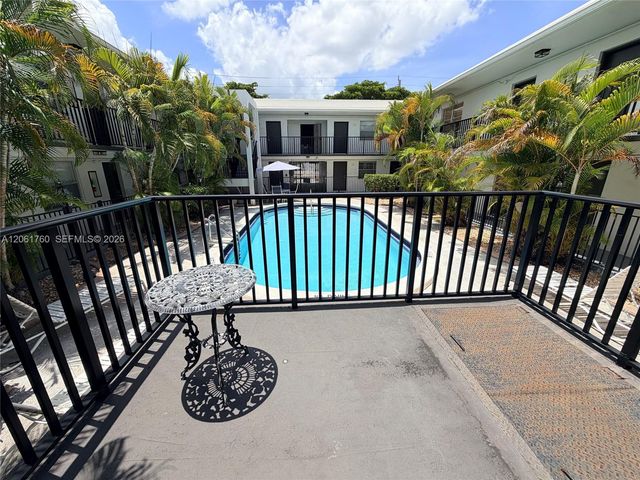 465 S Royal Poinciana Boulevard 9B, Miami Springs, FL 33166