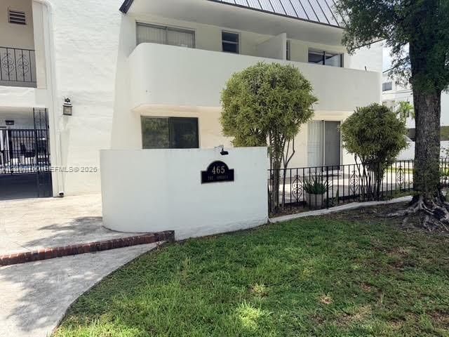 465 S Royal Poinciana Boulevard 9B, Miami Springs, FL 33166