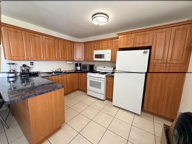 465 S Royal Poinciana Boulevard 9B, Miami Springs, FL 33166