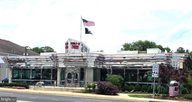 4782 21ST RD N, Arlington, VA 22207