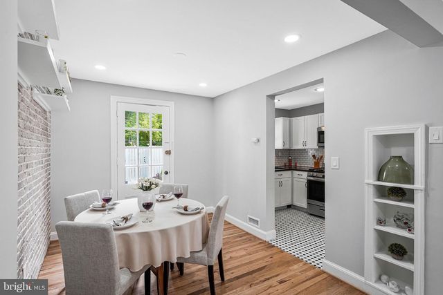 4782 21ST RD N, Arlington, VA 22207