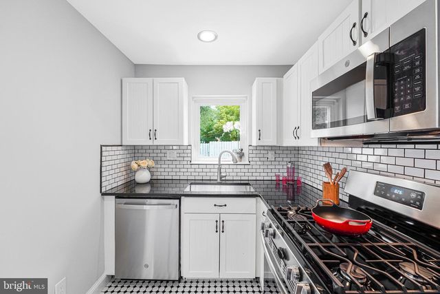 4782 21ST RD N, Arlington, VA 22207