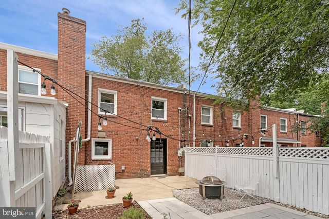 4782 21ST RD N, Arlington, VA 22207
