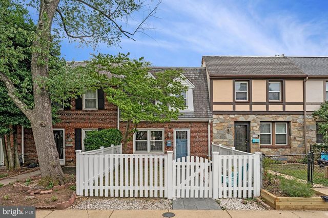 4782 21ST RD N, Arlington, VA 22207