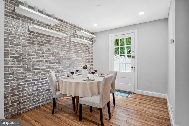 4782 21ST RD N, Arlington, VA 22207