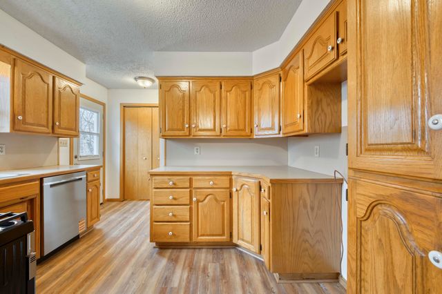 207 Mahogany Lane, Ozark, MO 65721