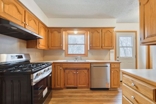 207 Mahogany Lane, Ozark, MO 65721