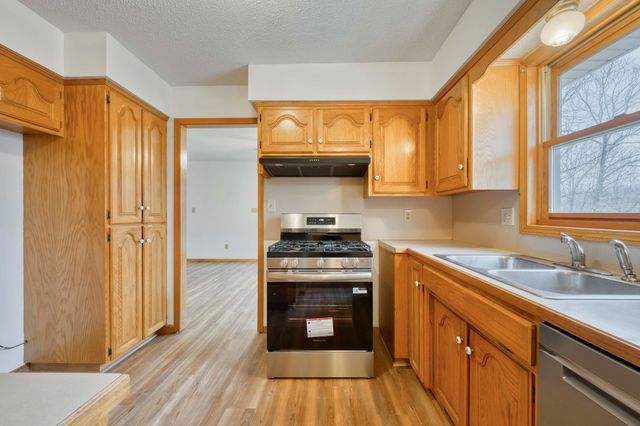 207 Mahogany Lane, Ozark, MO 65721