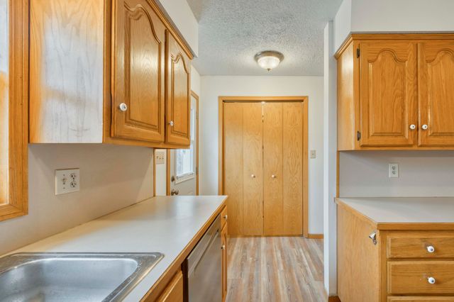 207 Mahogany Lane, Ozark, MO 65721