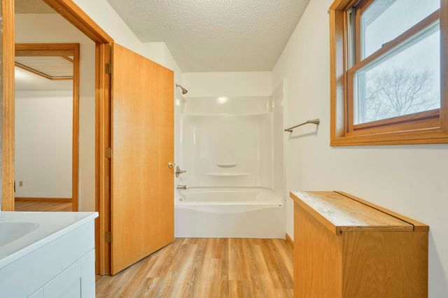 207 Mahogany Lane, Ozark, MO 65721