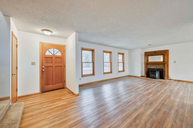 207 Mahogany Lane, Ozark, MO 65721