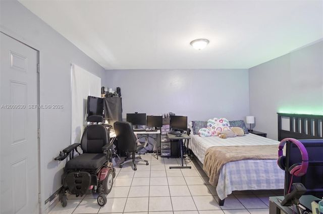 16030 NE 19th Pl, North Miami Beach, FL 33162