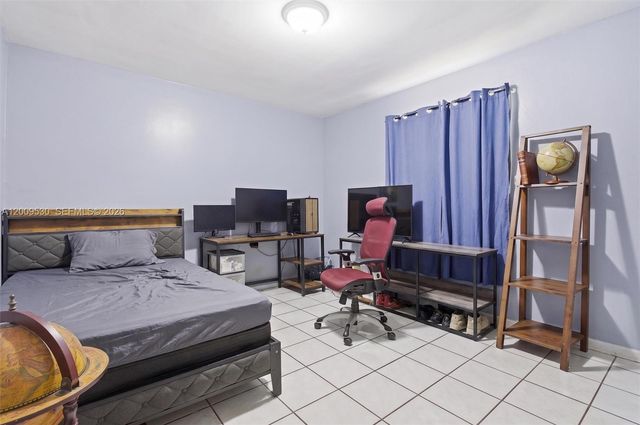 16030 NE 19th Pl, North Miami Beach, FL 33162