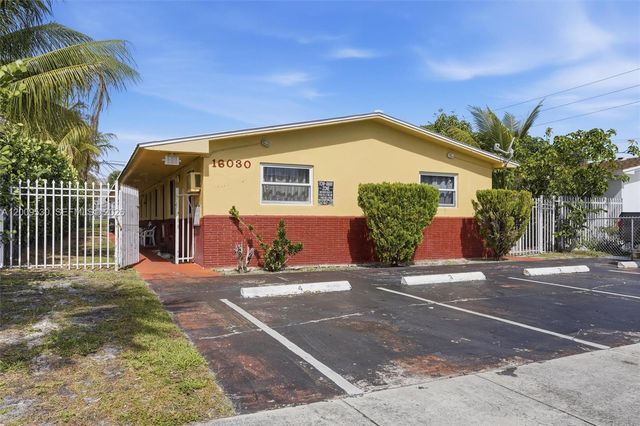 16030 NE 19th Pl, North Miami Beach, FL 33162