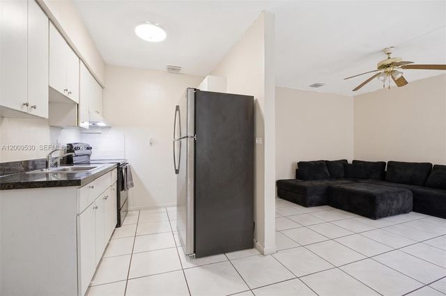 16030 NE 19th Pl, North Miami Beach, FL 33162