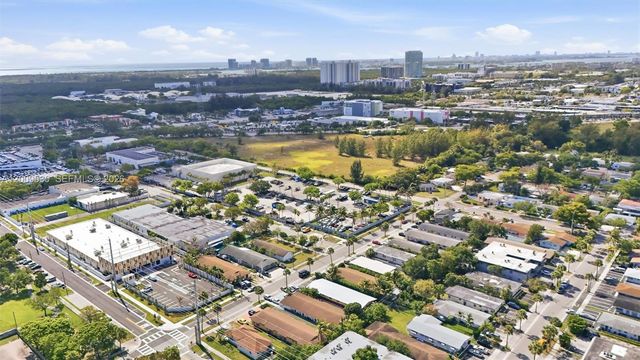 16030 NE 19th Pl, North Miami Beach, FL 33162