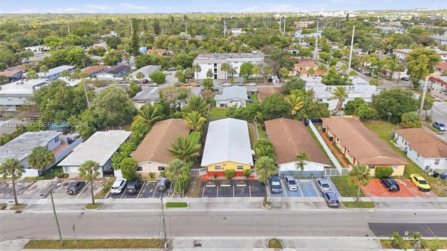 16030 NE 19th Pl, North Miami Beach, FL 33162