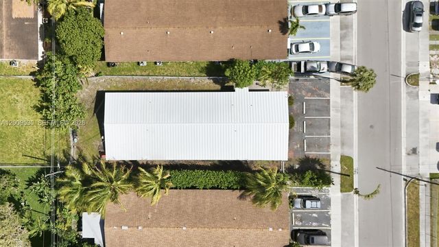 16030 NE 19th Pl, North Miami Beach, FL 33162