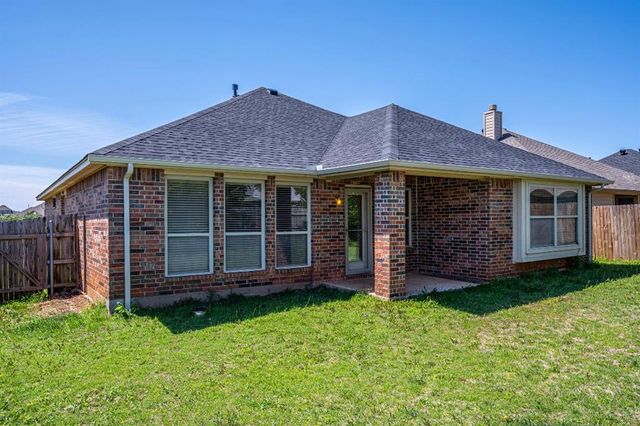 2405 NW 158th Street, Edmond, OK 73013