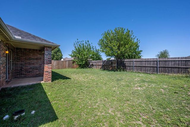 2405 NW 158th Street, Edmond, OK 73013