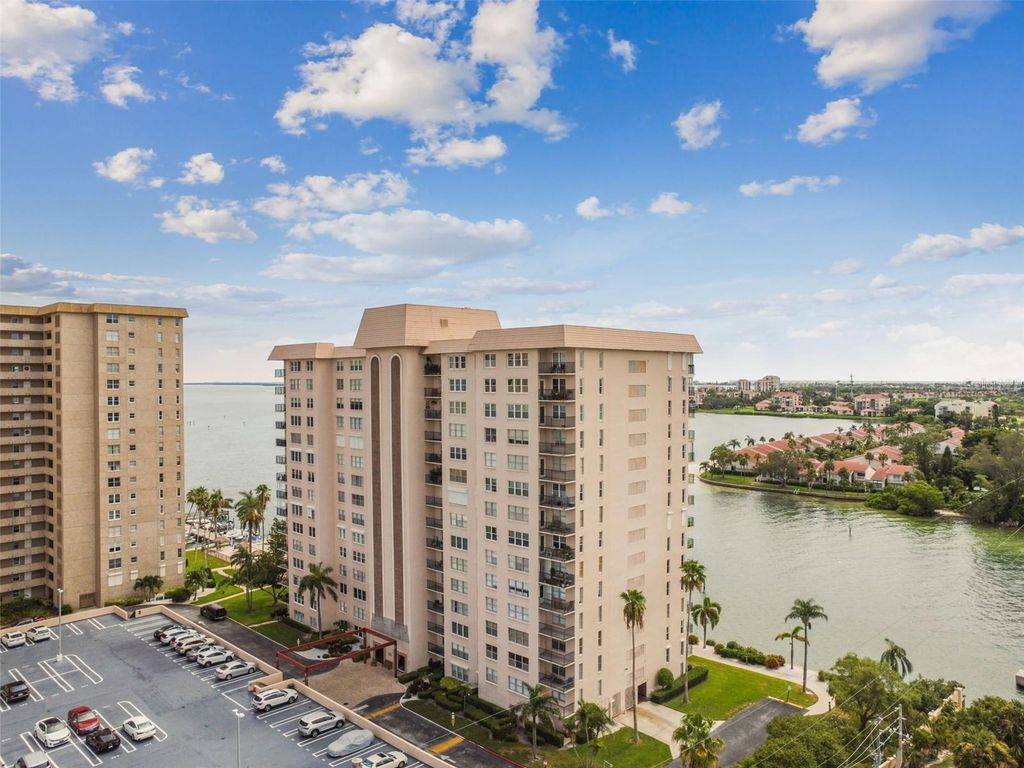 5220 BRITTANY 901, St Petersburg, FL 33715