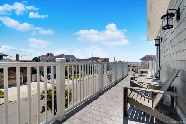 171 Beach 148th Street, Neponsit, NY 11694