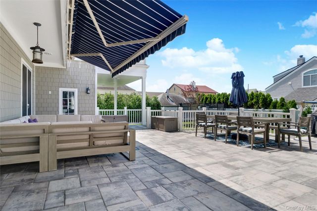 171 Beach 148th Street, Neponsit, NY 11694