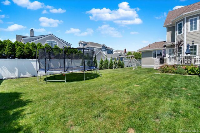 171 Beach 148th Street, Neponsit, NY 11694