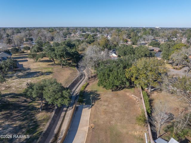 226 & 228 Hidden Grove Place, Lafayette, LA 70503