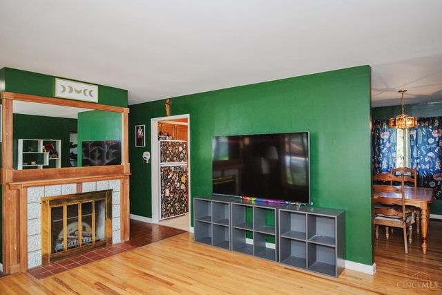 1626 Krylon Drive, Reading, OH 45215