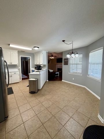 3704 Navajo Trace, Dothan, AL 36305