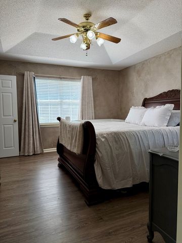 3704 Navajo Trace, Dothan, AL 36305