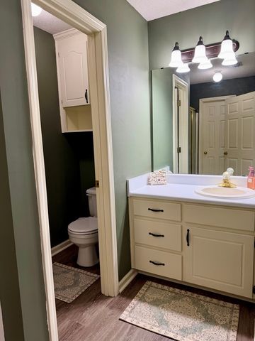 3704 Navajo Trace, Dothan, AL 36305