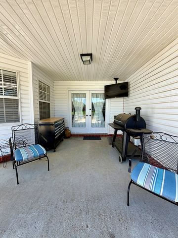 3704 Navajo Trace, Dothan, AL 36305