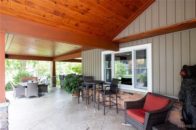 4675 Schurr Road, Clarence, NY 14031