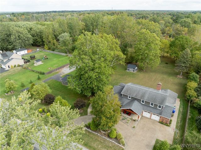 4675 Schurr Road, Clarence, NY 14031
