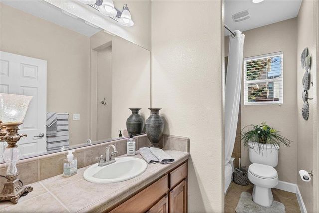 2030 Baluchi Way, Oakdale, CA 95361