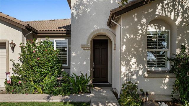 2030 Baluchi Way, Oakdale, CA 95361