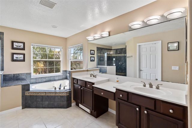 10711 MOTTRAM POINT, Orlando, FL 32832