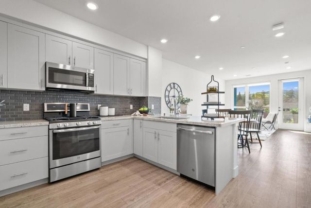 5951 Sunstone Drive 311, San Jose, CA 95123