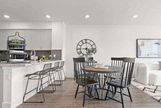 5951 Sunstone Drive 311, San Jose, CA 95123