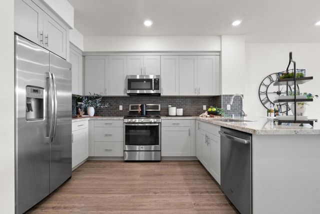 5951 Sunstone Drive 311, San Jose, CA 95123