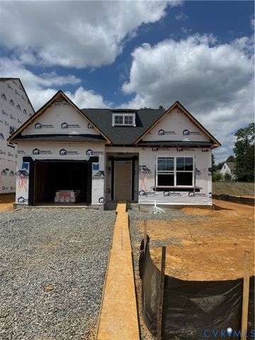 10290 Szalay Ln, Ashland, VA 23005
