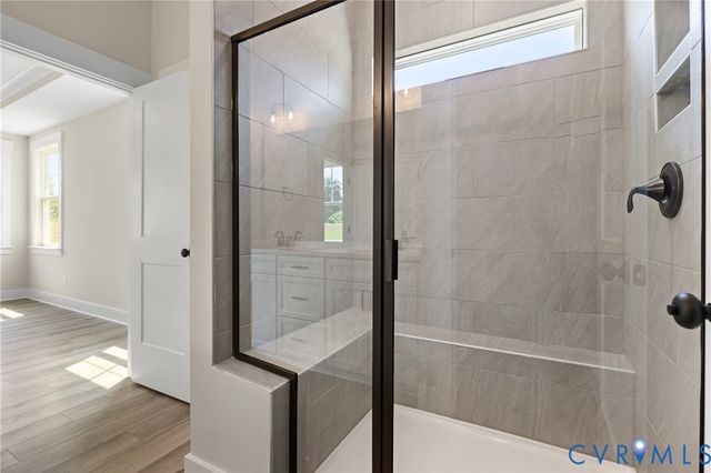 10290 Szalay Ln, Ashland, VA 23005