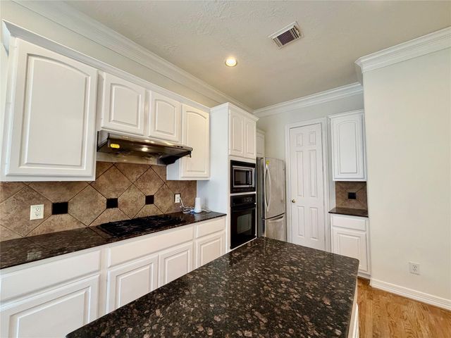 2806 Briarhurst Park, Houston, TX 77057