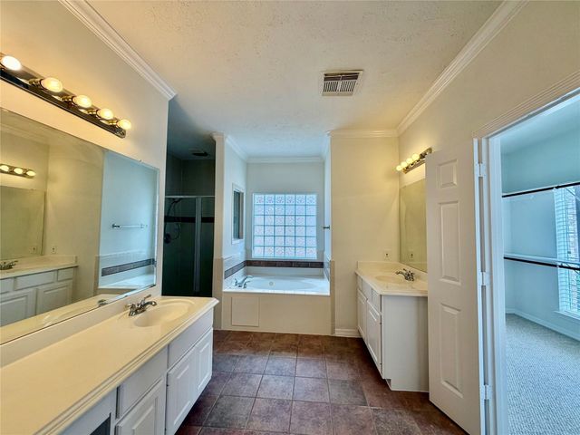 2806 Briarhurst Park, Houston, TX 77057
