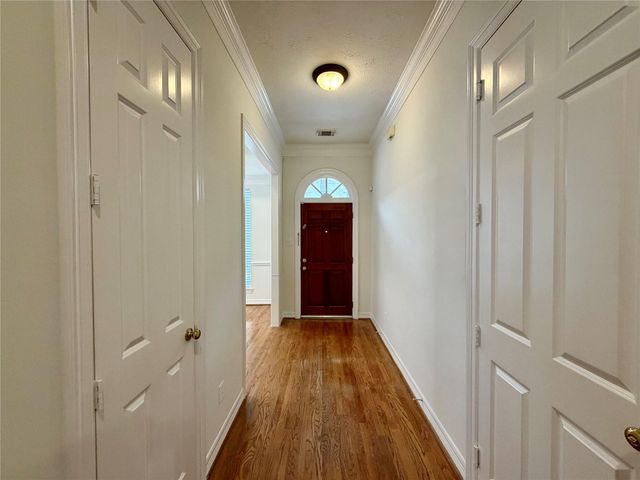 2806 Briarhurst Park, Houston, TX 77057