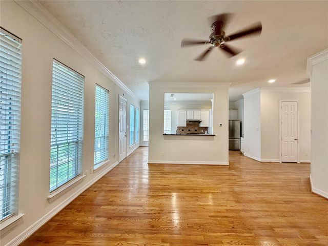 2806 Briarhurst Park, Houston, TX 77057